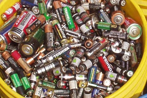 电动车电池哪里回收√废电池回收厂-旧电瓶回收的价格